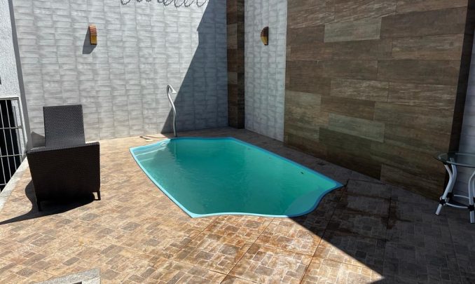 2e0c2568-e70f-4b16-b7b8-86a2e9dbc04e